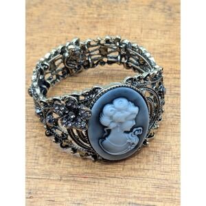 Vintage Style Cameo Bracelet Antique Bronze Tone Rhinestone Embellished Women